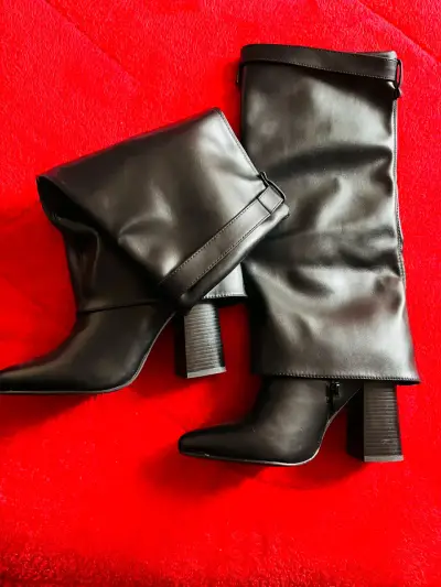 Botas negras de cuero sintético con tacón alto - miniatura 1