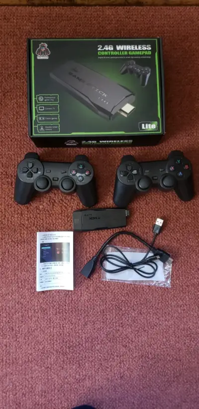 Consola Game Stick Lite 4K con Controladores Inalámbricos - miniatura 2