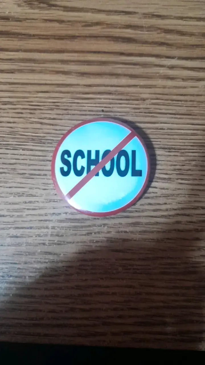 pin de 🚫school - 1