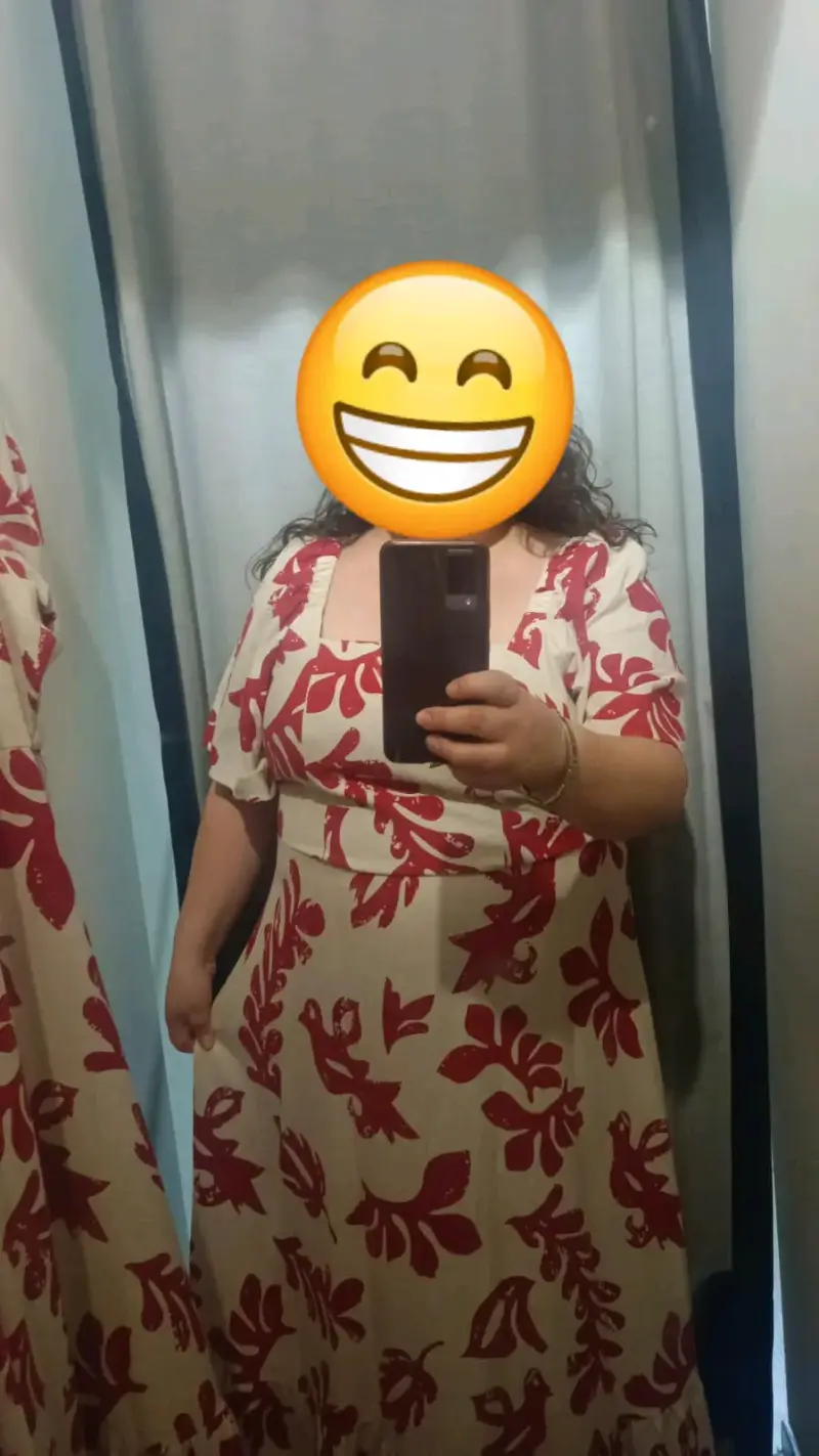 Vestido largo blanco con estampado rojo - 2