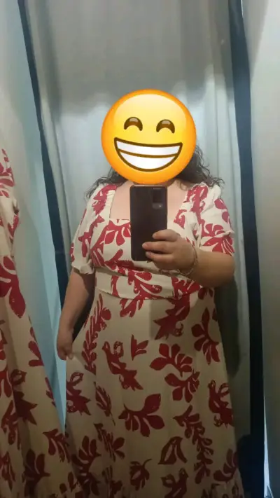 Vestido largo blanco con estampado rojo - miniatura 2