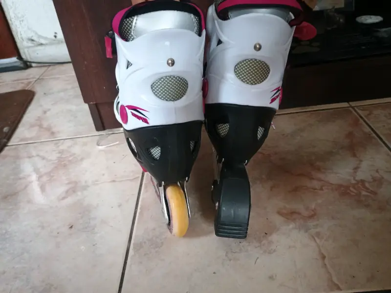 Patines en línea Senhai con ajuste seguro - 4