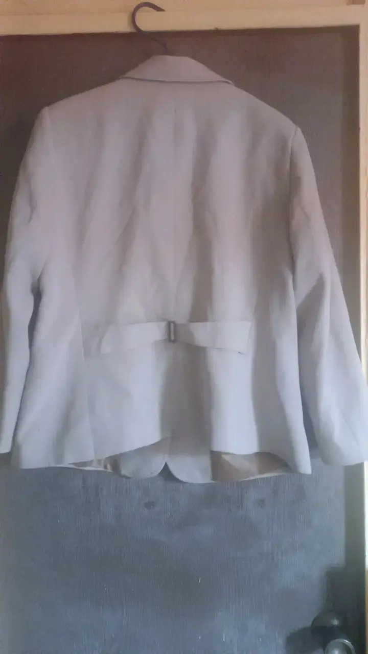 Blazer being para mujer en buen estado - 2