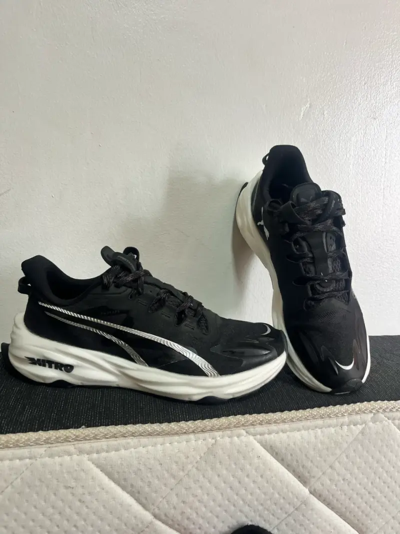 Zapatillas deportivas negras Puma Nitro - 1