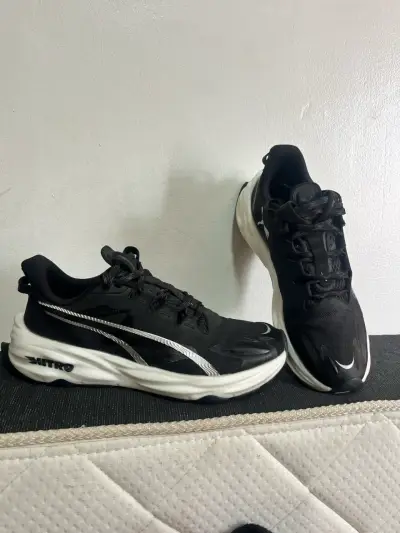 Zapatillas deportivas negras Puma Nitro - miniatura 1
