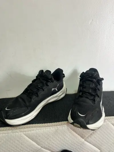 Zapatillas deportivas negras Puma Nitro - miniatura 2