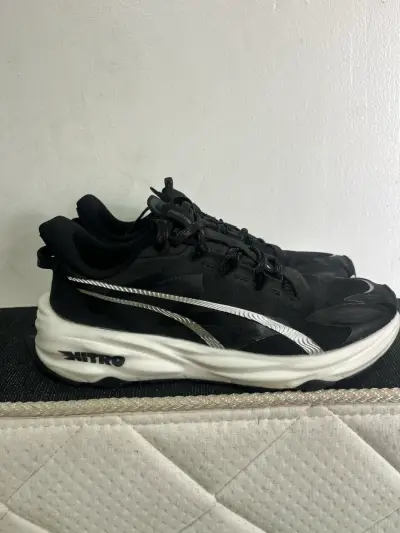 Zapatillas deportivas negras Puma Nitro - miniatura 5