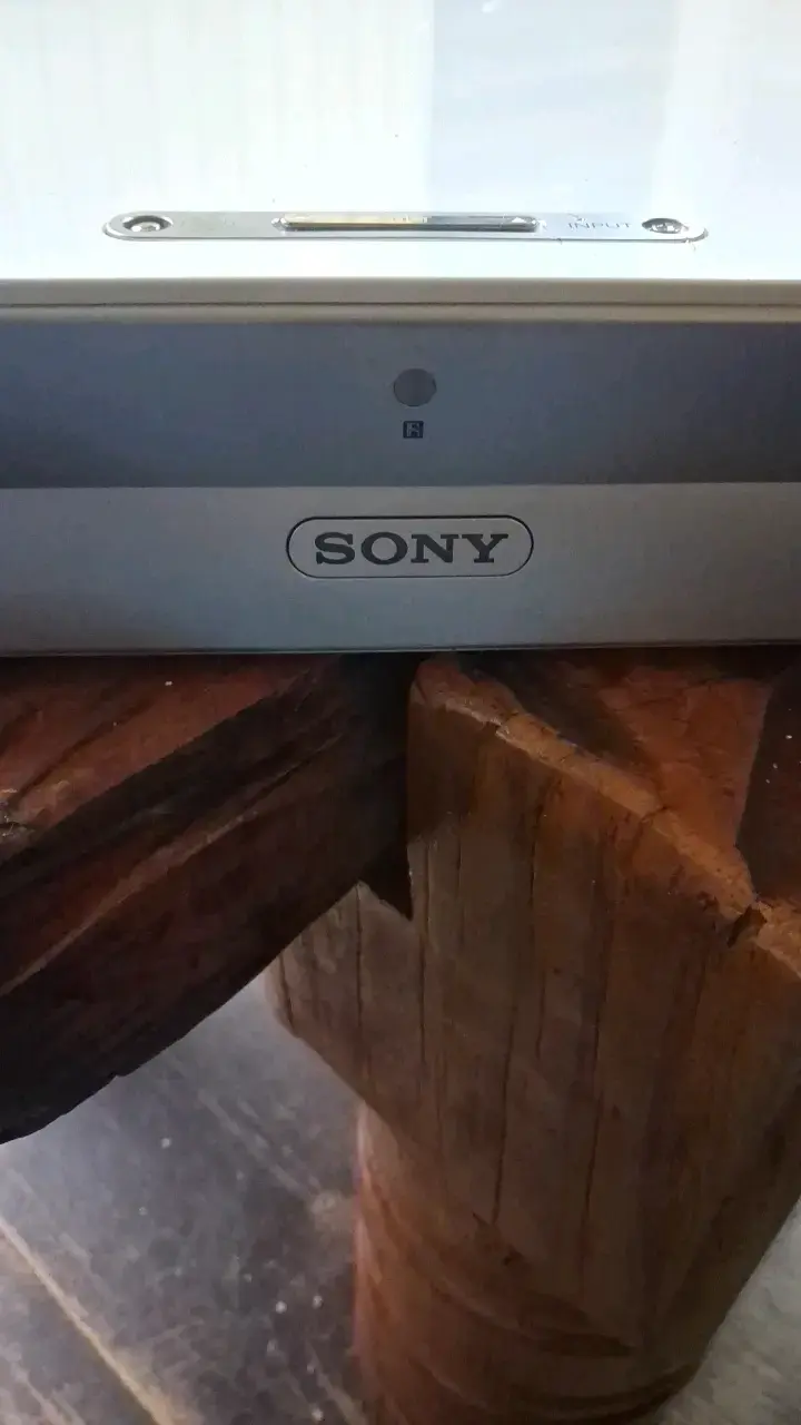 Proyector Sony blanco en buen estado - 6