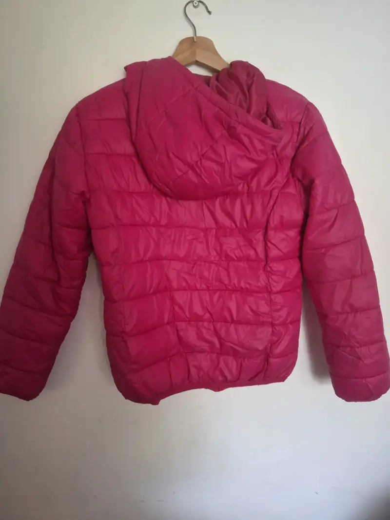 Chaqueta acolchada rosada para niña - 3