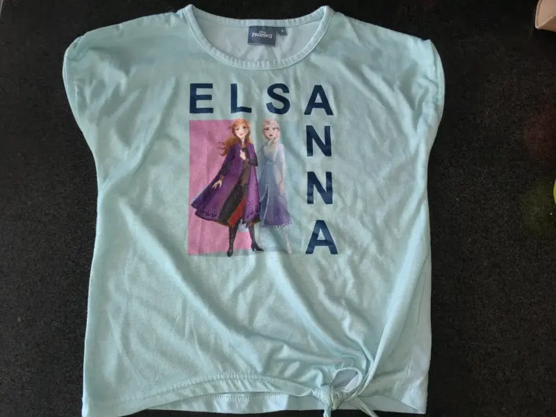 Polera Frozen II Elsa y Anna para niña - 2