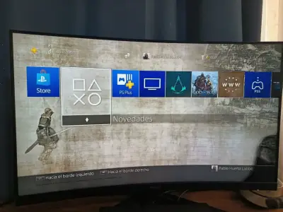 PS4 PRO con 4 juegos y cargador para mandos - miniatura 5