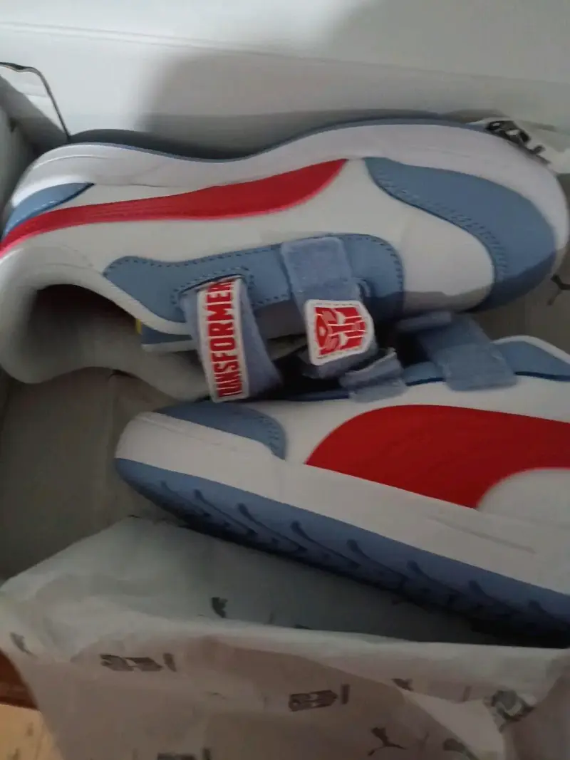 Zapatillas infantiles Puma Transformers blancas y rojas - 2