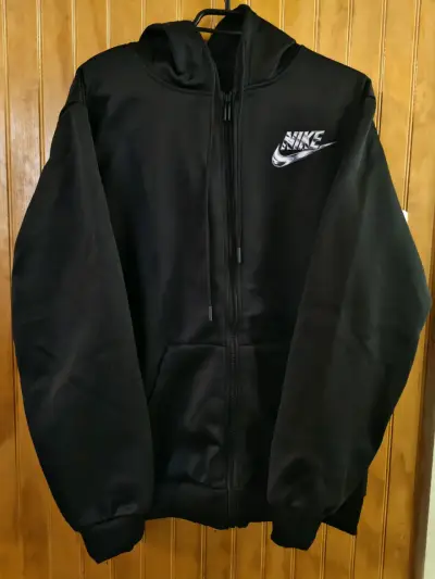 Polerón con capucha Nike negro para hombre - miniatura 1