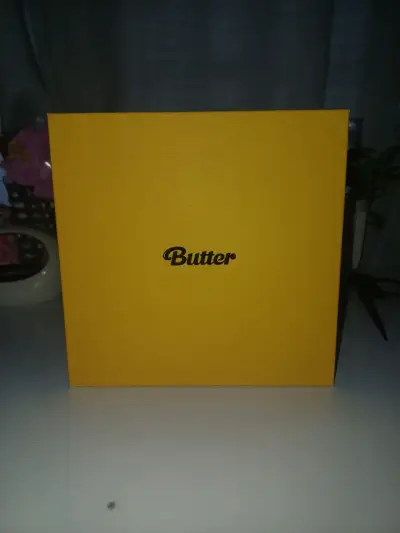Álbum Butter vrs CREAM de BTS, sin photocard - miniatura 1