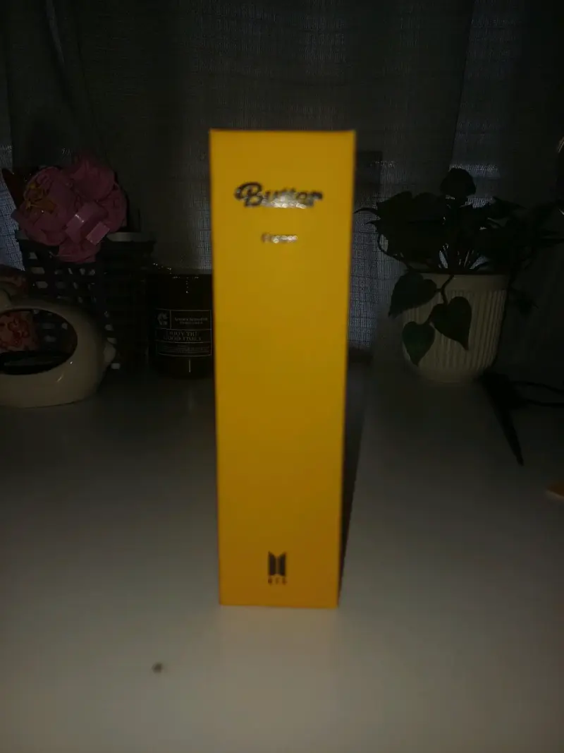 Álbum Butter vrs CREAM de BTS, sin photocard - 2