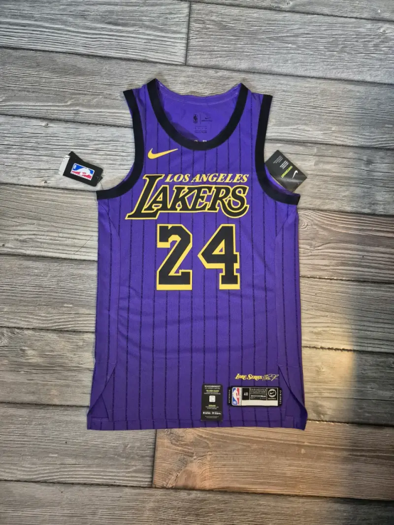 NBA Los Angeles Lakers Kobe Bryant 24 - 1