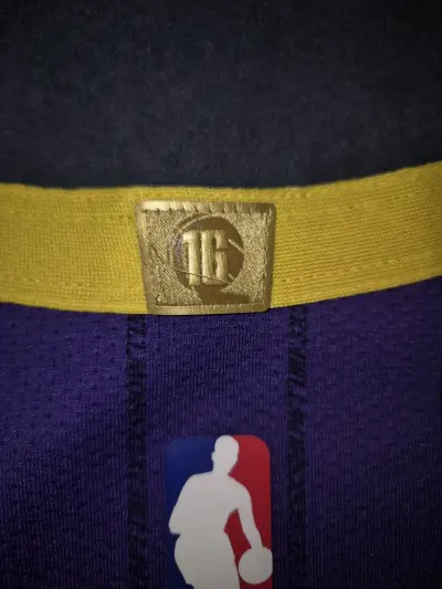 NBA Los Angeles Lakers Kobe Bryant 24 - miniatura 5