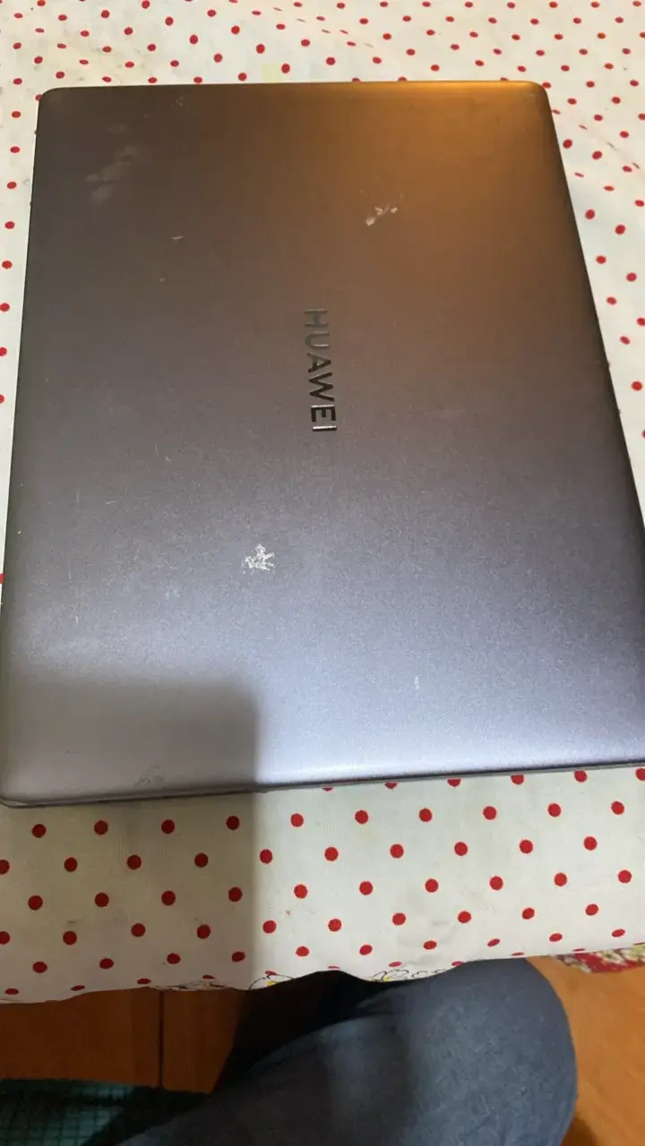 Laptop Huawei MateBook 13 en excelente estado - 2