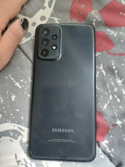 Samsung Galaxy A23 en buen estado - miniatura 1