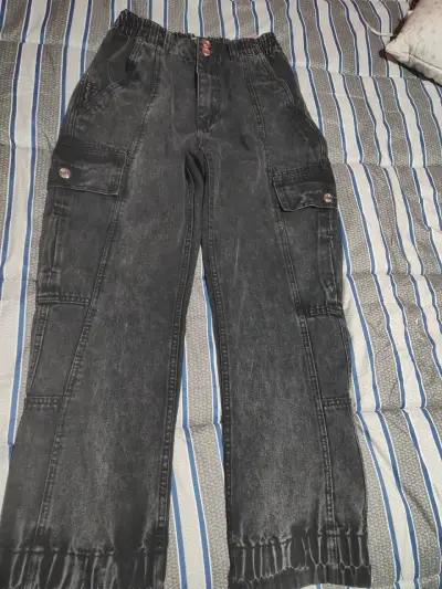 Pantalones cargo negros Sybilla para mujer - miniatura 1