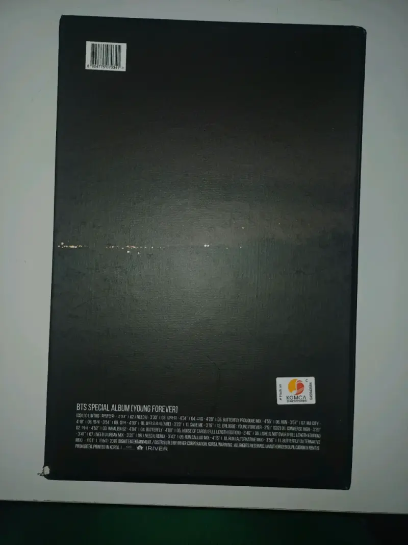Álbum especial BTS Young Forever con caja - 2