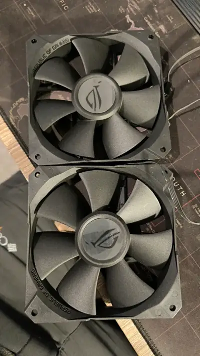 Ventiladores ASUS ROG Ryuo para PC - miniatura 1