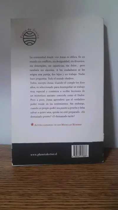 Libro 'El Dador de Recuerdos' de Lois Lowry - miniatura 2