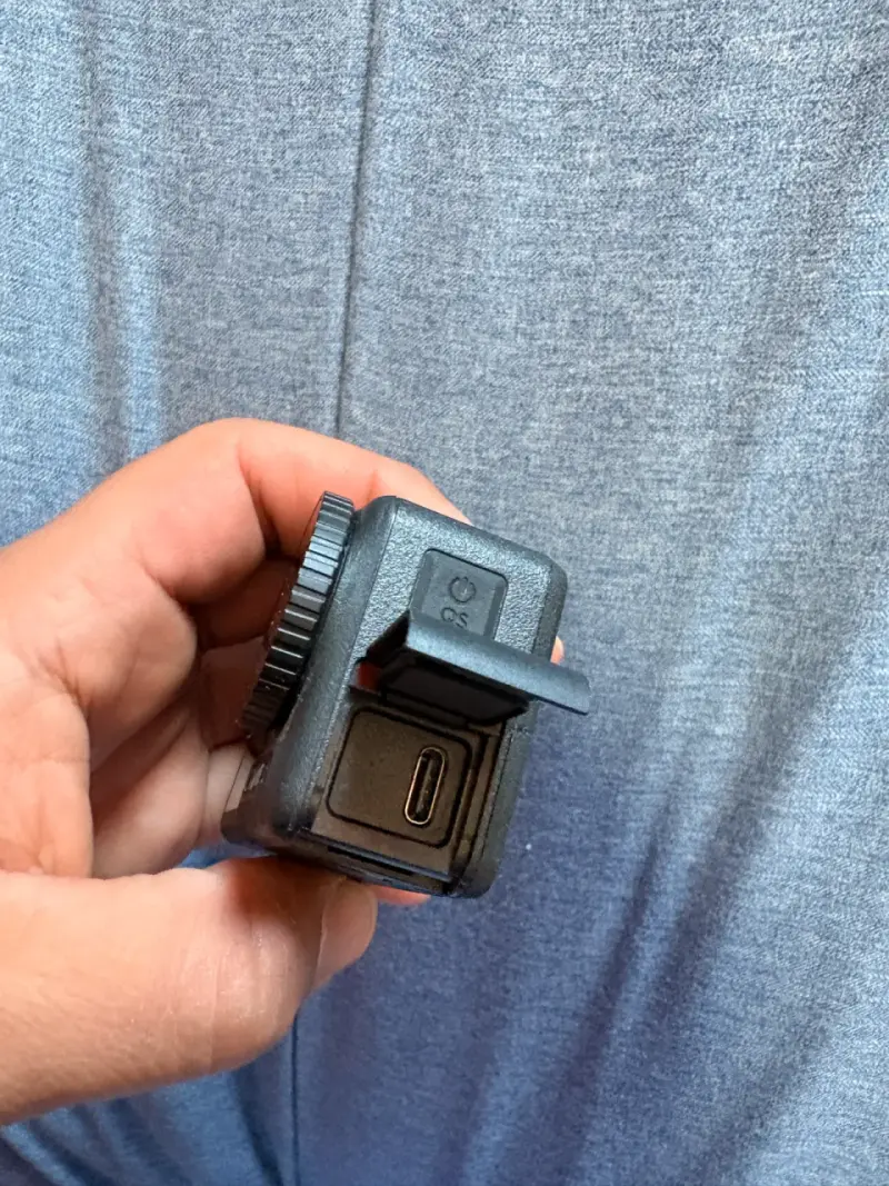 Cámara de acción DJI Osmo Action con accesorios - 4