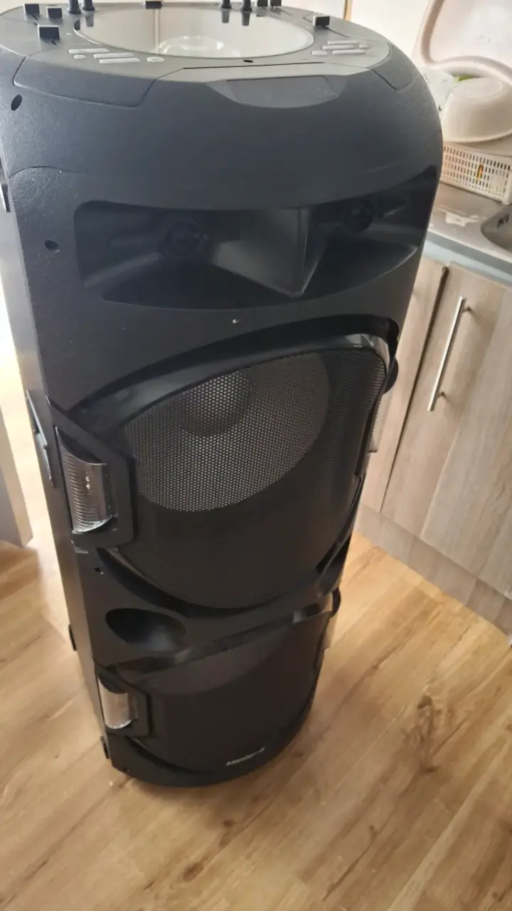 Parlante Master-G con luces LED - 1