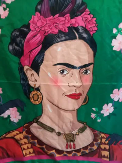 Pañuelo 🧣 de el cuello Frida Kahlo en Oferta - miniatura 1