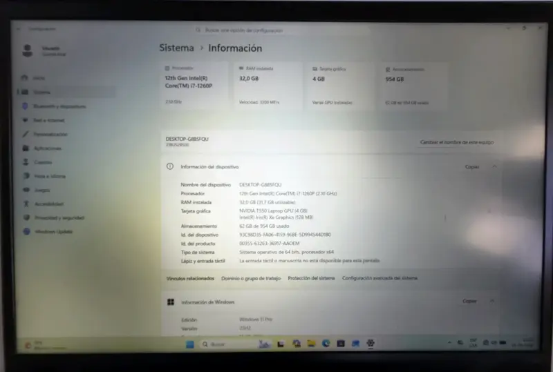 Laptop Lenovo ThinkPad P16s Intel Core i7 32GB RAM - 2