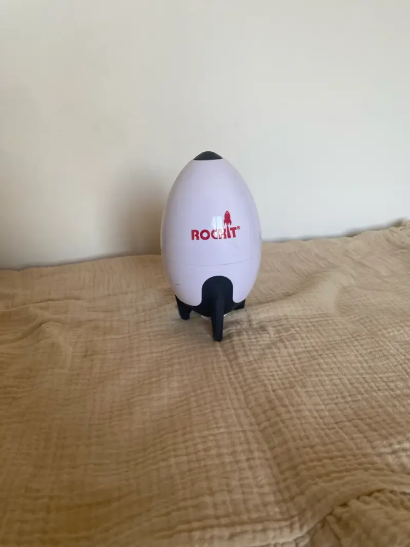 Mecedor automático para coche de bebé Rockit