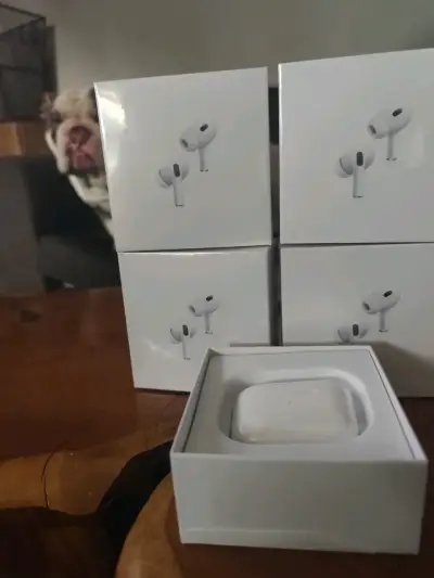 Airpods 2gen con cable y gomitas de respuesto - miniatura 1