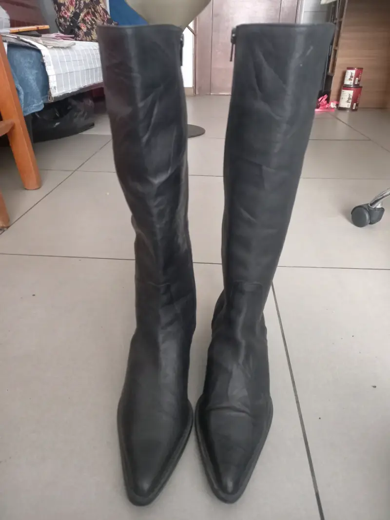 Botines negros de cuero con cordones - 4
