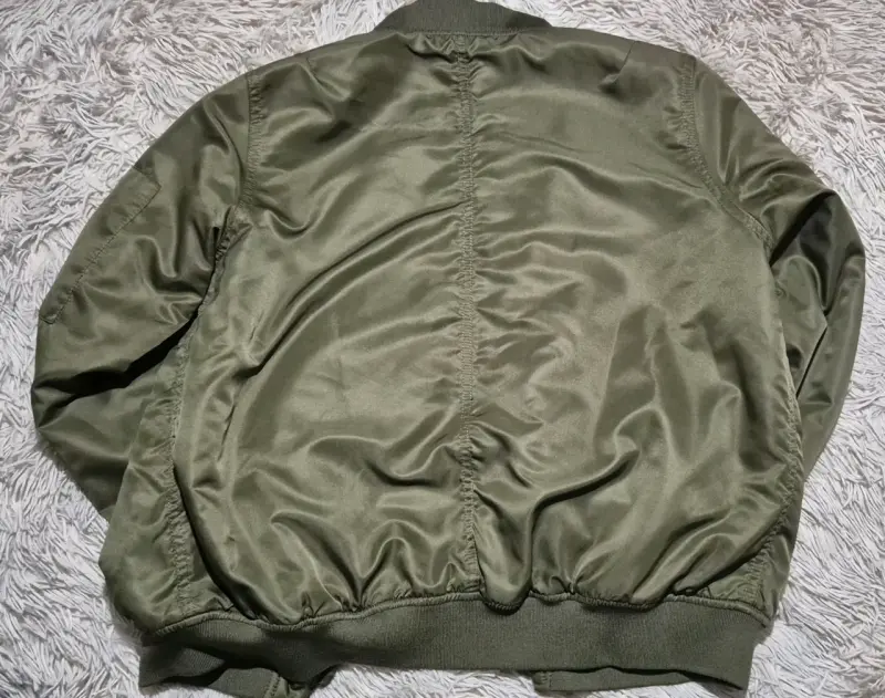 Chaqueta bomber verde oliva FOREVER 21 talla M/L - 3