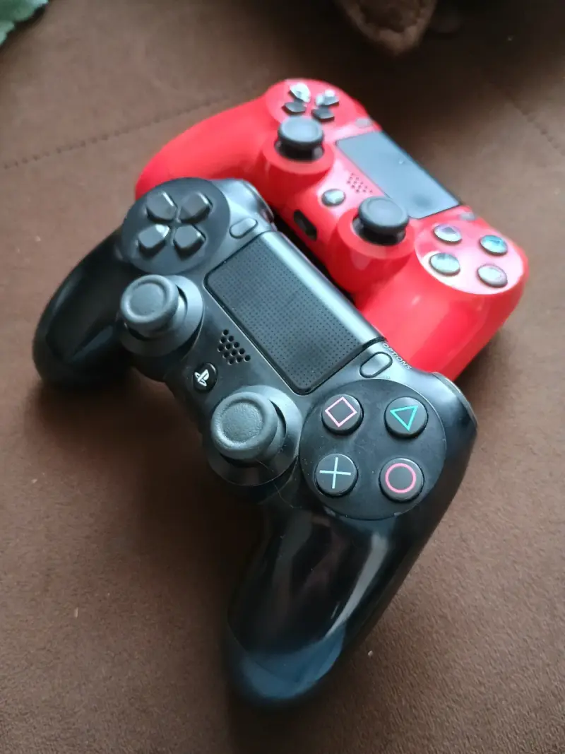 Consola PlayStation 4 original - 2