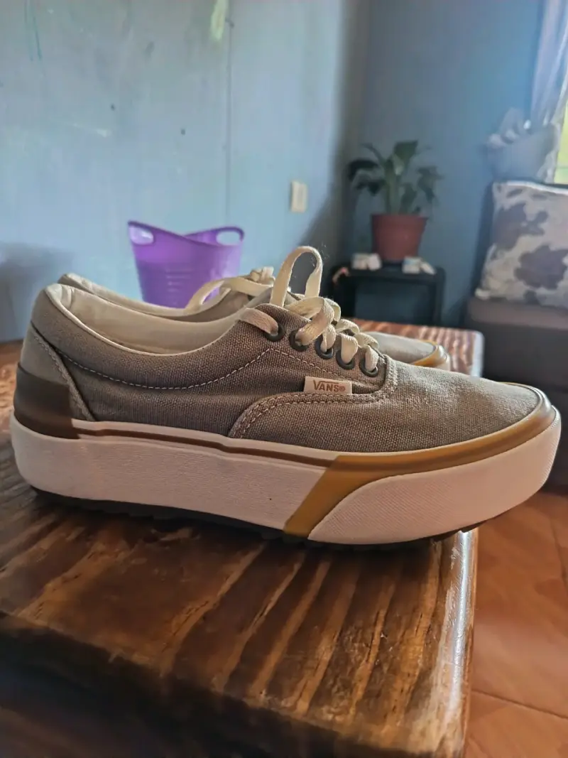 Zapatillas Vans grises de plataforma para mujer - 2