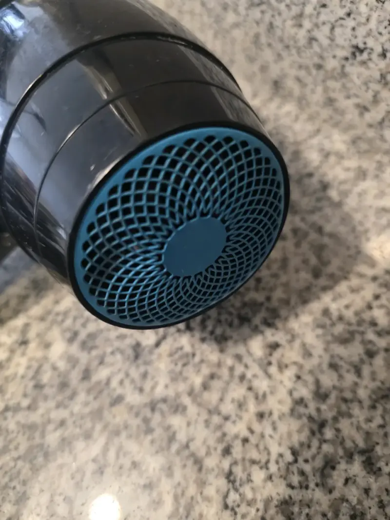 Secador de Pelo Negro con Detalles Azules - 2