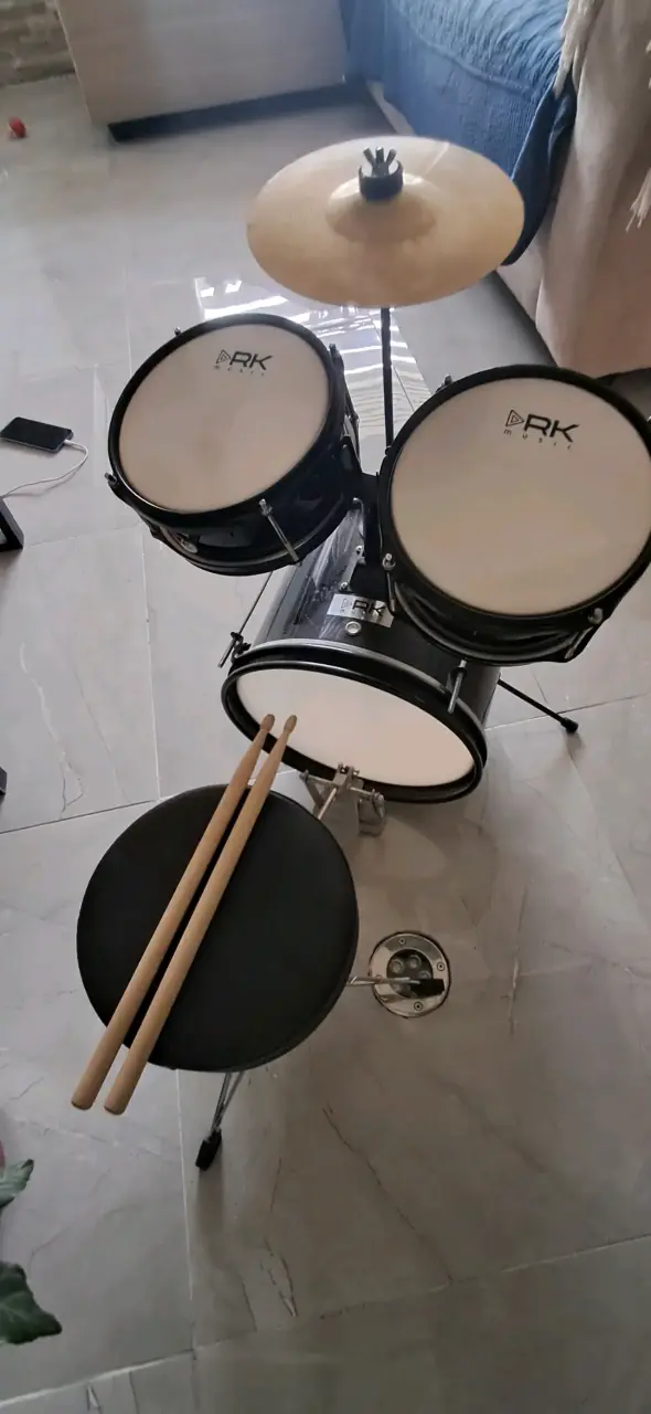 Batería infantil RK Music negra con platillos - 4