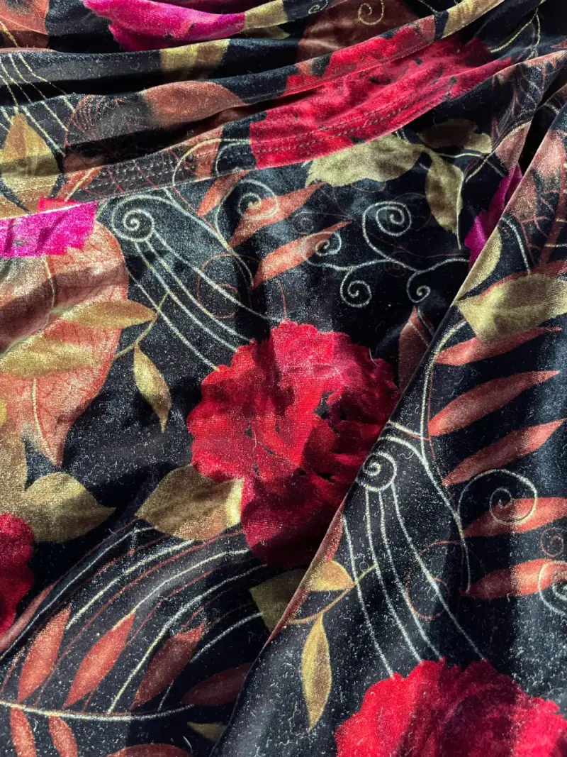 Blusa de terciopelo con estampado floral - 2