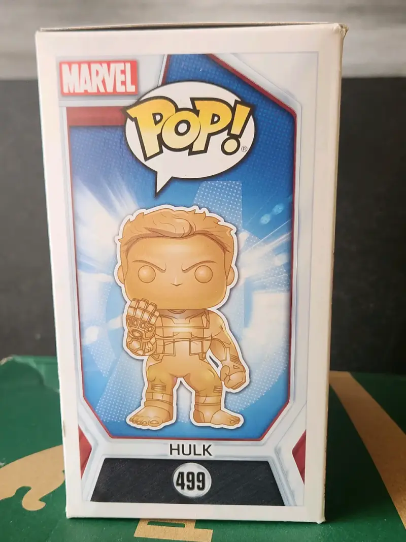 Figura Funko Pop Hulk Edición Especial Dorada - 2