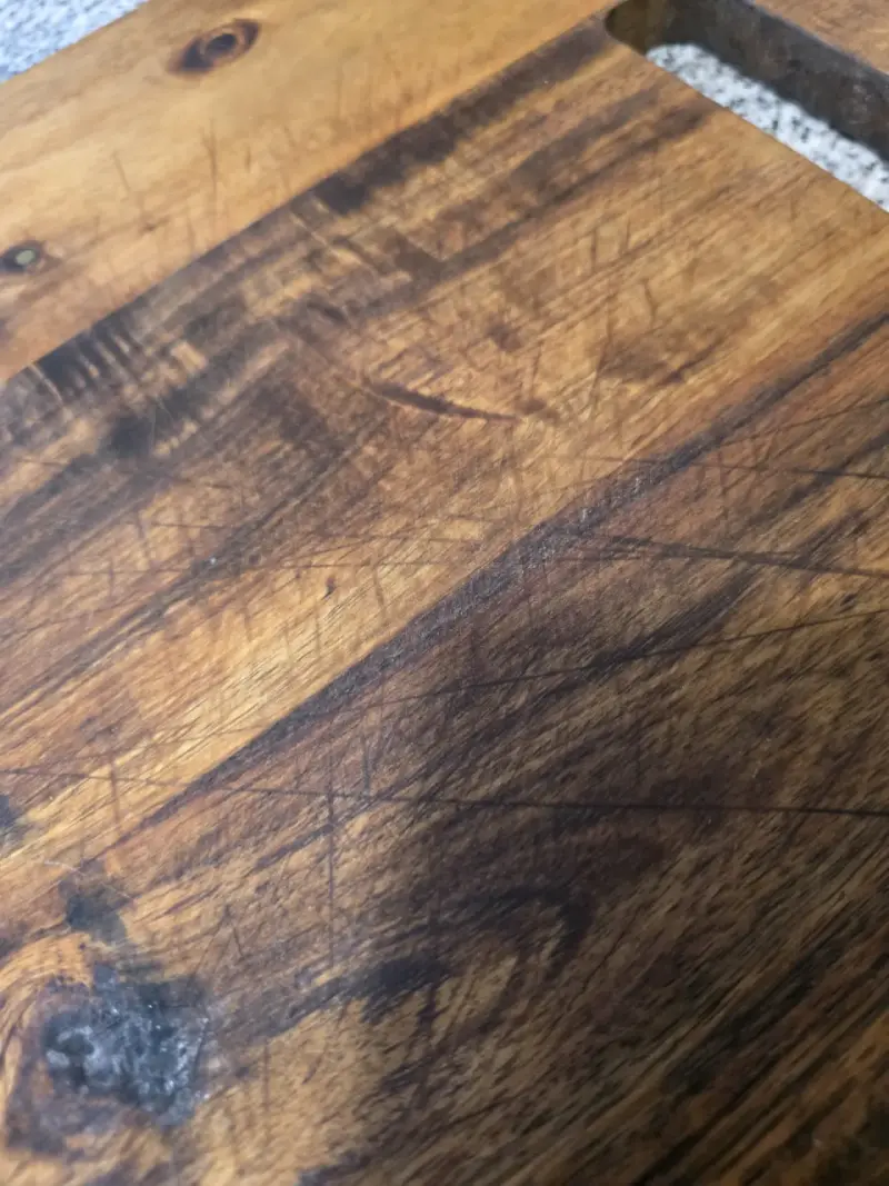 Tabla de cortar de madera con diseño de toro - 4