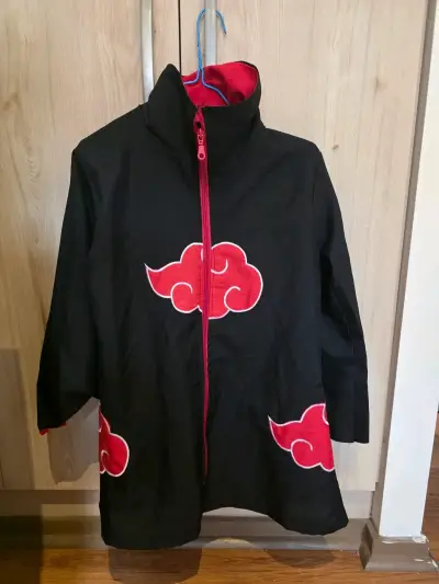 Abrigo cosplay Akatsuki negro y rojo - miniatura 1