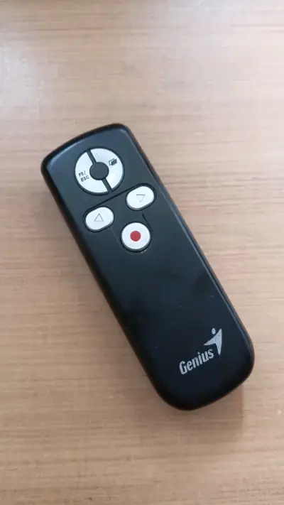 Pasadiapositivas Genius Media Pointer 100 - miniatura 1