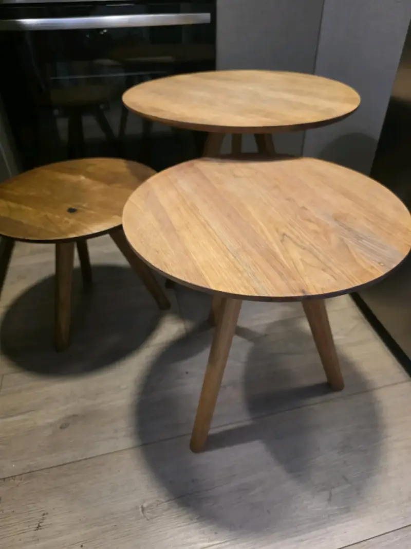 Juego de mesas nido de madera - 2