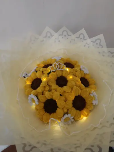 Ramo de flores amarillas - miniatura 2