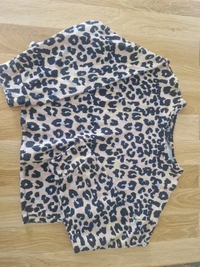 Polerón estampado animal print Zara - miniatura 1