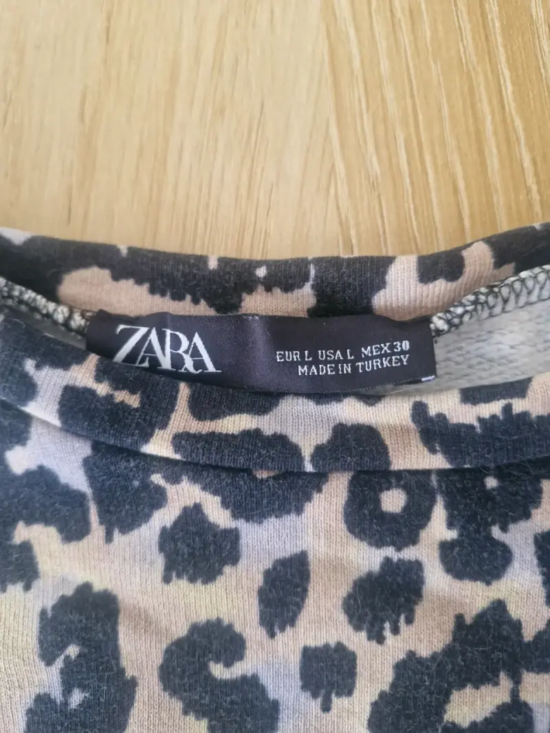 Polerón estampado animal print Zara - 2