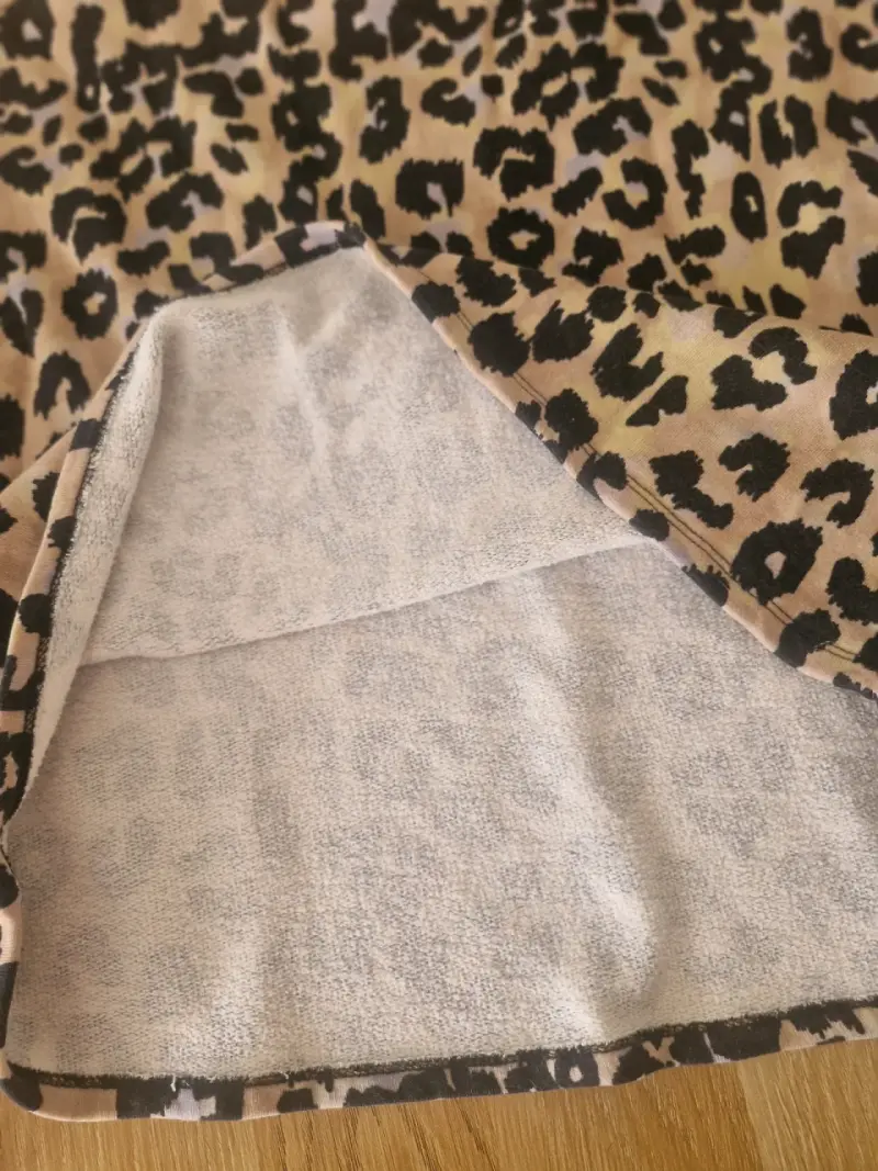 Polerón estampado animal print Zara - 4
