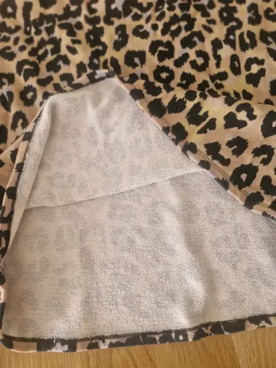 Polerón estampado animal print Zara - miniatura 4
